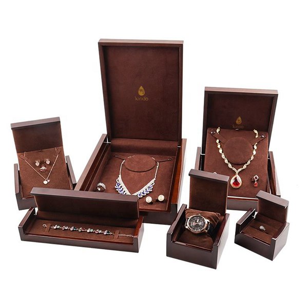 Wood jewelry box set