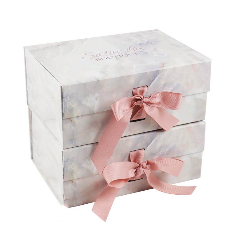 Gift Collapsible box