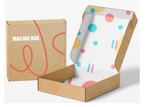 Custom mailer box